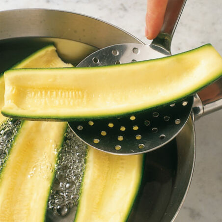 Zucchini mit Spinat-Käse-Füllung Zucchini mit Spinat-Käse-Füllung