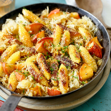 Schupfnudeln mit Apfel-Sauerkraut Schupfnudeln mit Apfel-Sauerkraut