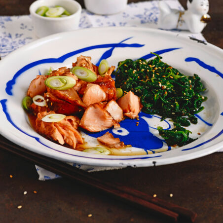 OFEN-LACHS MIT SESAMSPINAT OFEN-LACHS MIT SESAMSPINAT