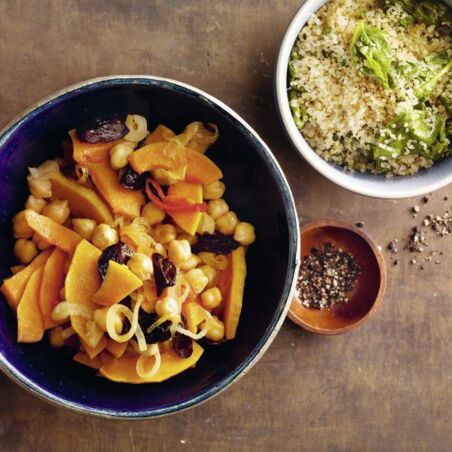 Geröstete Quinoa mit Schmorkürbis Geröstete Quinoa mit Schmorkürbis