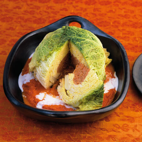 Gefüllter Wirsing mit Tomatenrahm Gefüllter Wirsing mit Tomatenrahm