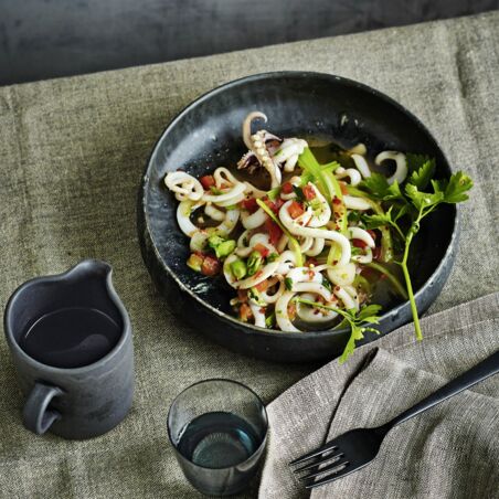 Tintenfisch-Spirelli mit Peperoncini Tintenfisch-Spirelli mit Peperoncini
