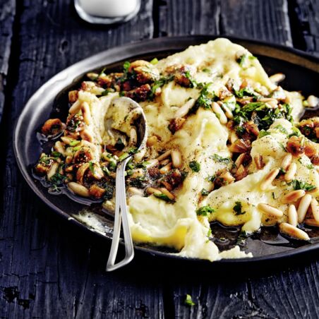Käse-Kartoffelpüree mit Nussbutter Käse-Kartoffelpüree mit Nussbutter