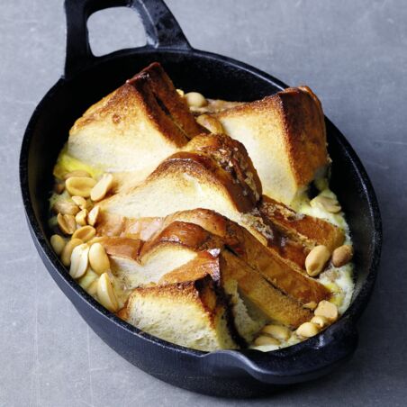 Schoko-Erdnuss-Brotauflauf Schoko-Erdnuss-Brotauflauf