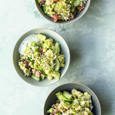 Hirse-Rohkost-Müsli mit Joghurt Hirse-Rohkost-Müsli mit Joghurt