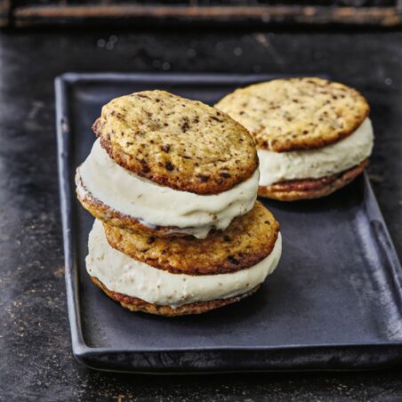 Eis-Sandwich mit Kokos Eis-Sandwich mit Kokos