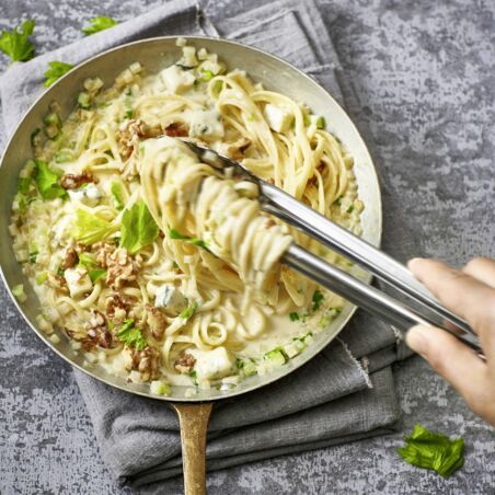 Linguine mit Gorgonzola-Sauce Linguine mit Gorgonzola-Sauce