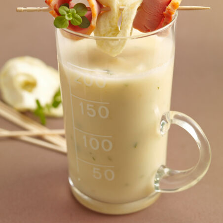 Sellerie-Apfel-Suppe mit Entenbrust Sellerie-Apfel-Suppe mit Entenbrust