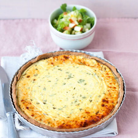 Schweizer Käsewähe zu Birnensalat Schweizer Käsewähe zu Birnensalat