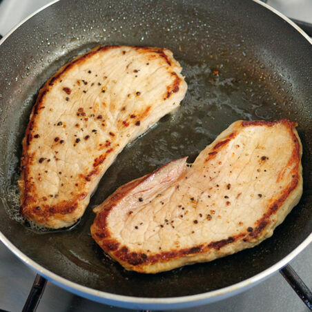 Schnitzel in Weißweinsauce Schnitzel in Weißweinsauce