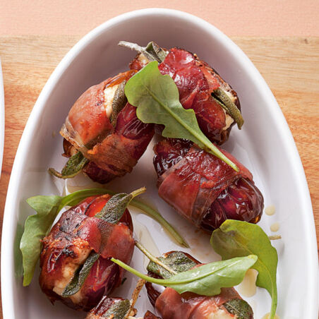 Datteln im Serranomantel Datteln im Serranomantel