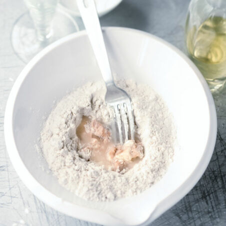 Grundrezept Salziger Hefeteig Grundrezept Salziger Hefeteig