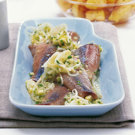 Matjes mit Rettich-Vinaigrette Matjes mit Rettich-Vinaigrette