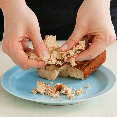 Windbeutel-Burger mit Räuchertofu Windbeutel-Burger mit Räuchertofu