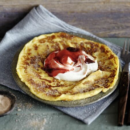 Pfannkuchen mit Pflaumenmus Pfannkuchen mit Pflaumenmus