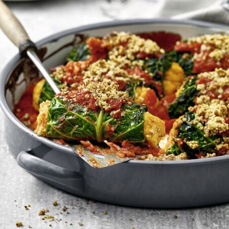 Wirsing-Cannelloni mit Kürbis-Feta-Füllung Wirsing-Cannelloni mit Kürbis-Feta-Füllung