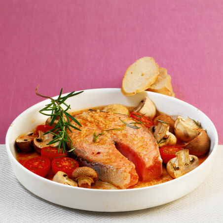 Lachskoteletts mit Tomaten-Pilzen Lachskoteletts mit Tomaten-Pilzen