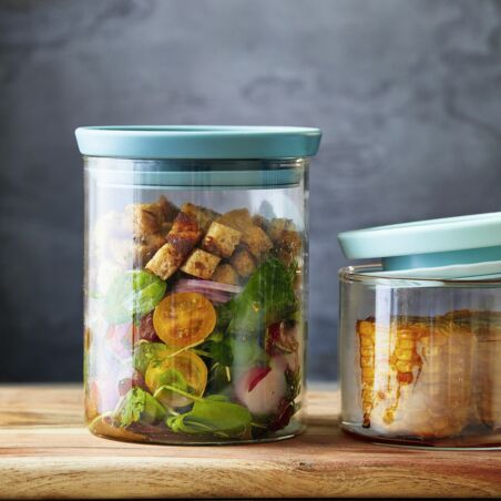 Tomaten-Brot-Salat mit gebackenem Mais Tomaten-Brot-Salat mit gebackenem Mais