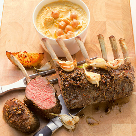 Orientalisches Lammkarree mit Kichererbsenpüree Orientalisches Lammkarree mit Kichererbsenpüree