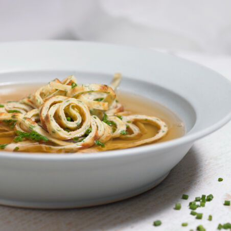 Kräuterflädlesuppe Kräuterflädlesuppe