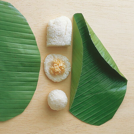 Klebreisbällchen mit Kokosfüllung Klebreisbällchen mit Kokosfüllung