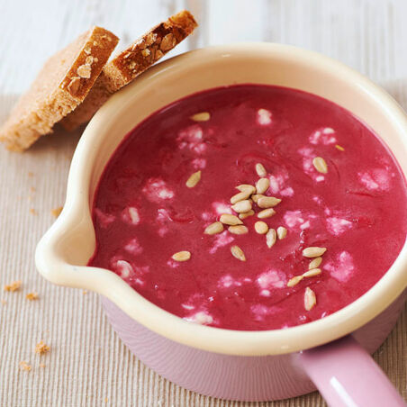 Rote-Bete-Suppe mit Feta Rote-Bete-Suppe mit Feta