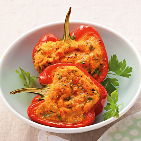 Kräuterpolenta in der Paprika Kräuterpolenta in der Paprika