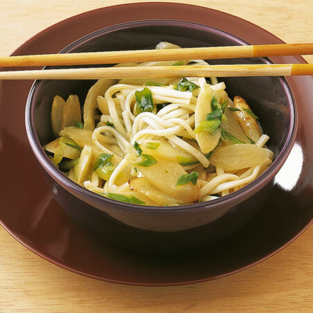 Udon mit Spargel Udon mit Spargel