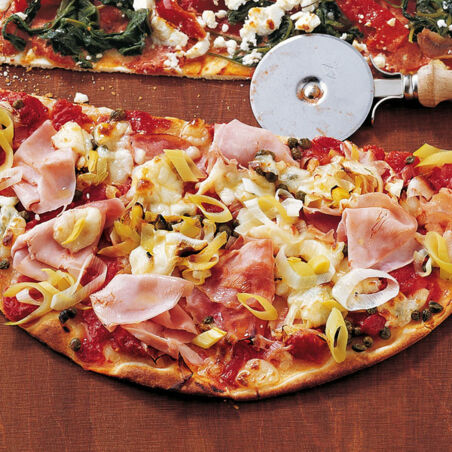 Pizza mit Lauch und Schinken Pizza mit Lauch und Schinken