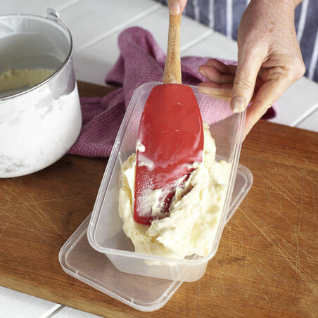 Beeren-Schmand-Eis Beeren-Schmand-Eis