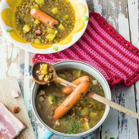 Linsensuppe mit Würstchen Linsensuppe mit Würstchen
