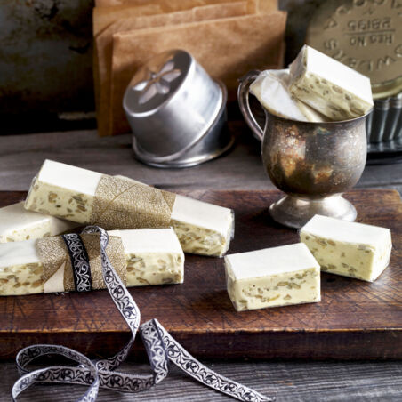 Knackiges Kürbiskernturron Knackiges Kürbiskernturron