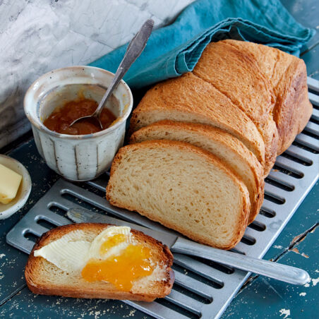 Toastbrot mit Sauerteig Toastbrot mit Sauerteig