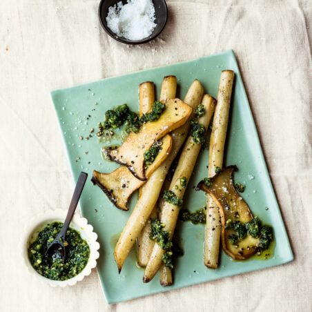 Schwarzwurzeln mit Pilzen Schwarzwurzeln mit Pilzen