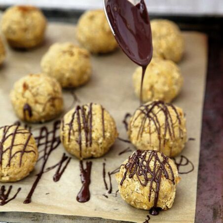 Sanddorn-Trauben-Gewürzbällchen Sanddorn-Trauben-Gewürzbällchen