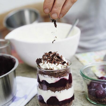 Schwarzwälder Kirsch aus dem Glas Schwarzwälder Kirsch aus dem Glas