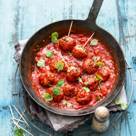 Hackbällchen in Tomatensauce Hackbällchen in Tomatensauce