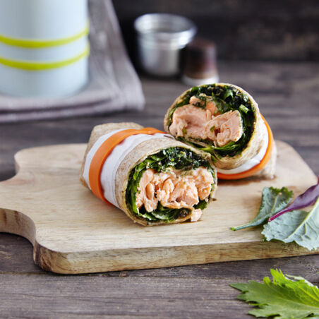 Lachs-Wrap mit Olivencreme Lachs-Wrap mit Olivencreme