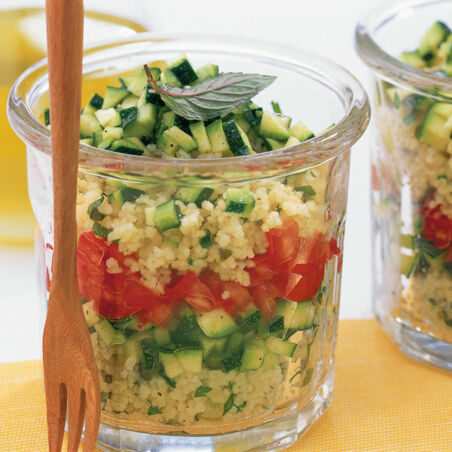 Schichtsalat mit Zucchini Schichtsalat mit Zucchini