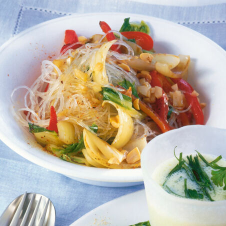 Wokgemüse mit Glasnudeln Wokgemüse mit Glasnudeln