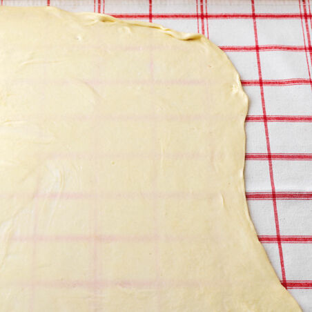 Ausgezogener Apfelstrudel Ausgezogener Apfelstrudel