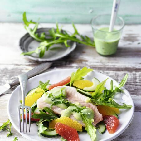 Rucolasalat mit Fischfilet Rucolasalat mit Fischfilet