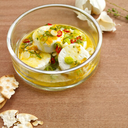 Marinierte Ziegenkäse Marinierte Ziegenkäse