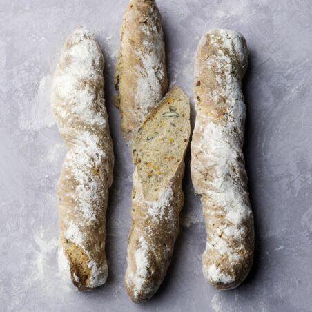 Kleine Vollkornbaguettes Kleine Vollkornbaguettes