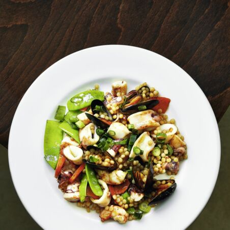 Israelischer Couscous mit Seafood-Mix Israelischer Couscous mit Seafood-Mix