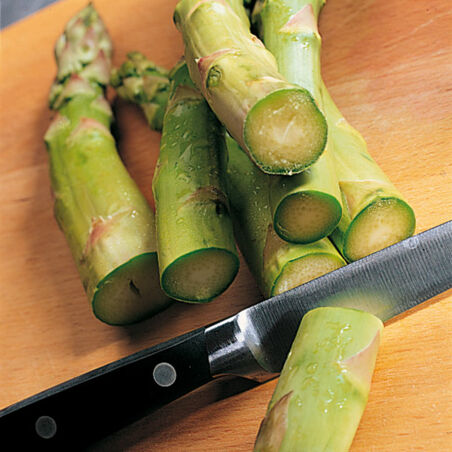 Spargel, weiß und grün Spargel, weiß und grün