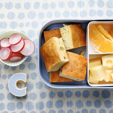 Orangen-Joghurt-Schnitten Orangen-Joghurt-Schnitten