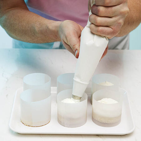 Quark-Törtchen mit Himbeeren Quark-Törtchen mit Himbeeren