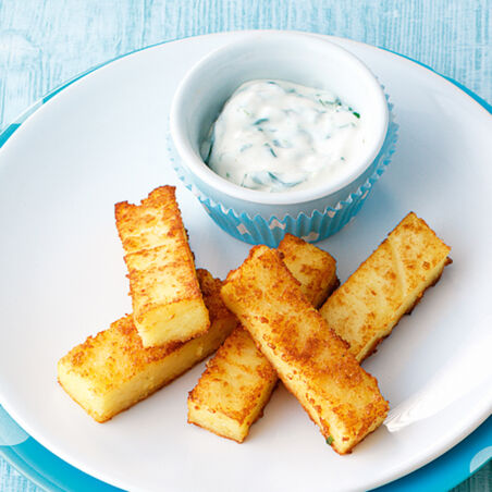 Knusperstäbchen mit Spinat-Dip Knusperstäbchen mit Spinat-Dip