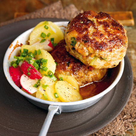 Lockere Fleischpflanzerl mit Möhren und Senf Lockere Fleischpflanzerl mit Möhren und Senf